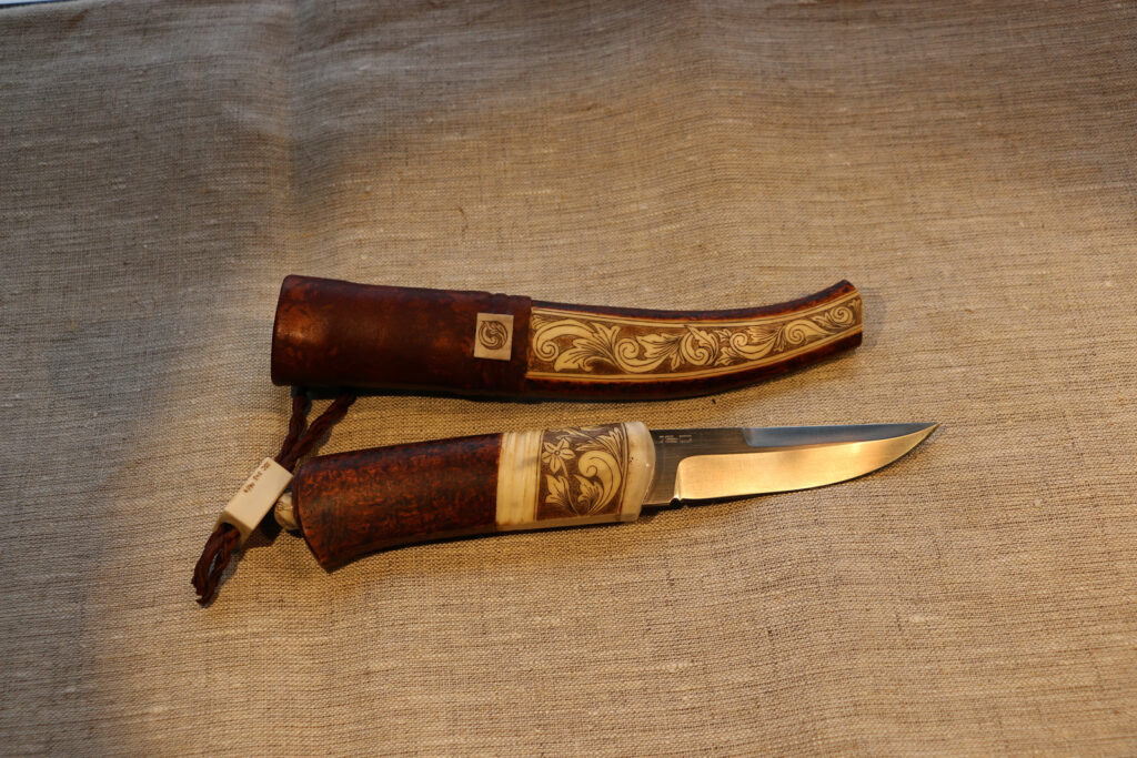 JSC Knife #343(c2) - The Acanthus